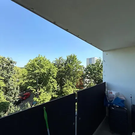 Bright Near & Nature Apartment